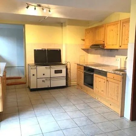 Apartman 1 Mit Bad Und Kuche Fur Bis Zu 6 Personen